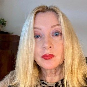 Meet your Posher, Corinn coco